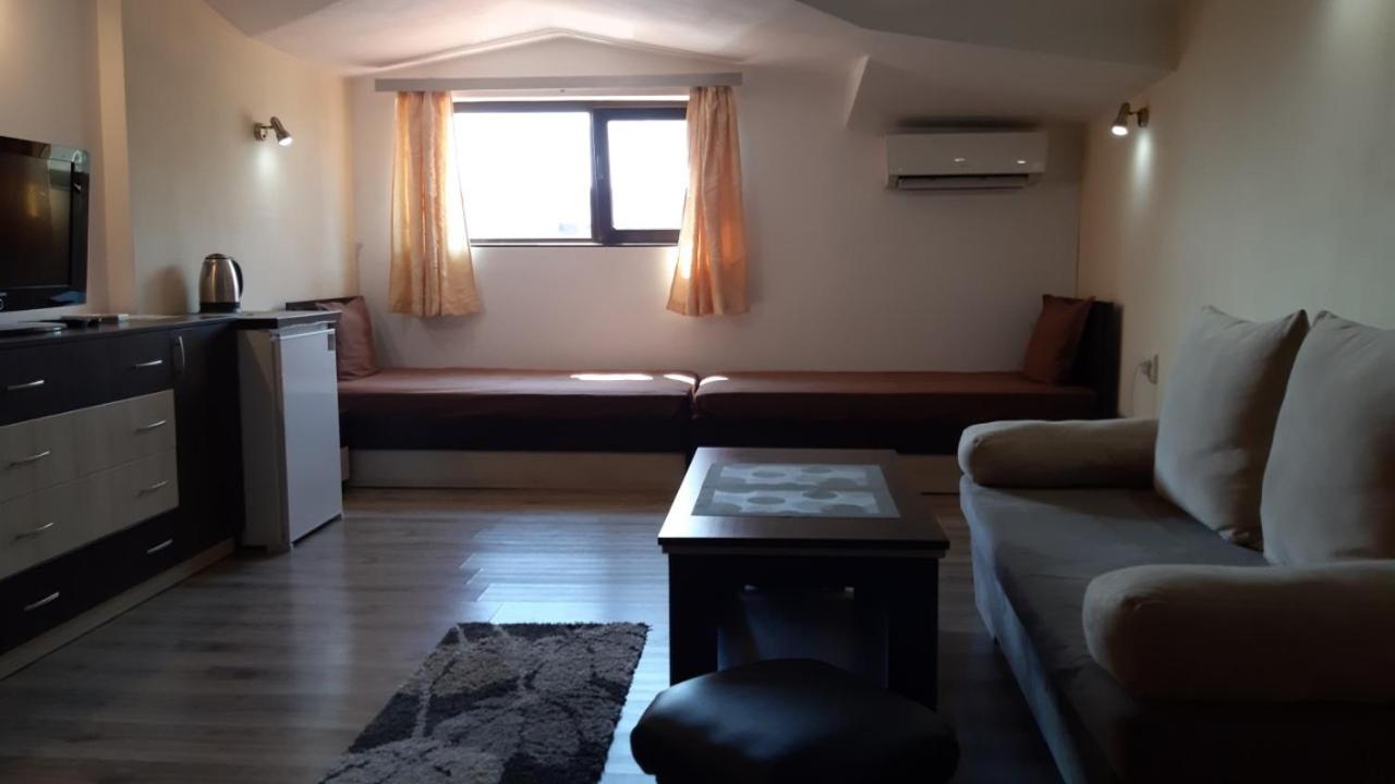 Guest House Bulgari Kazanlŭk Exteriér fotografie